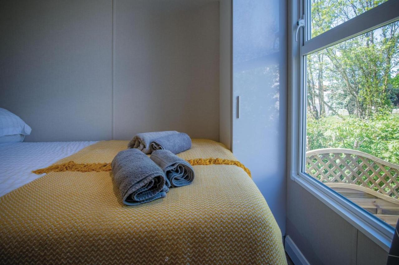 The Studio - 1 Bedroom Cabin - 암로스 외부 사진